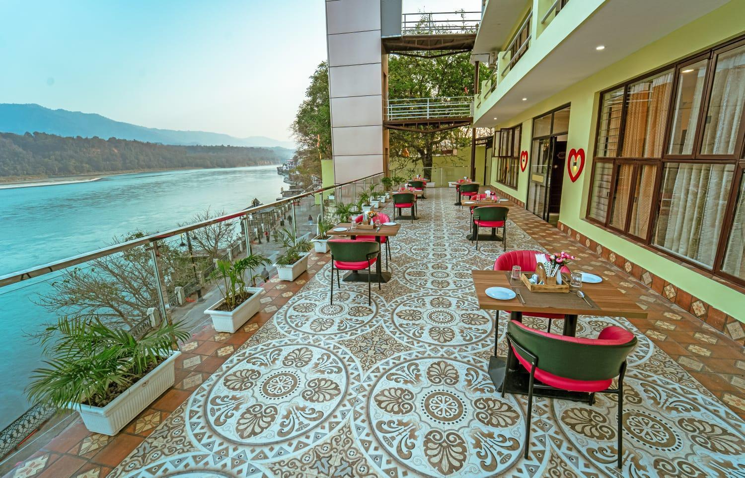 The Neeraj Naturecure On Ganga Rishīkesh Eksteriør billede