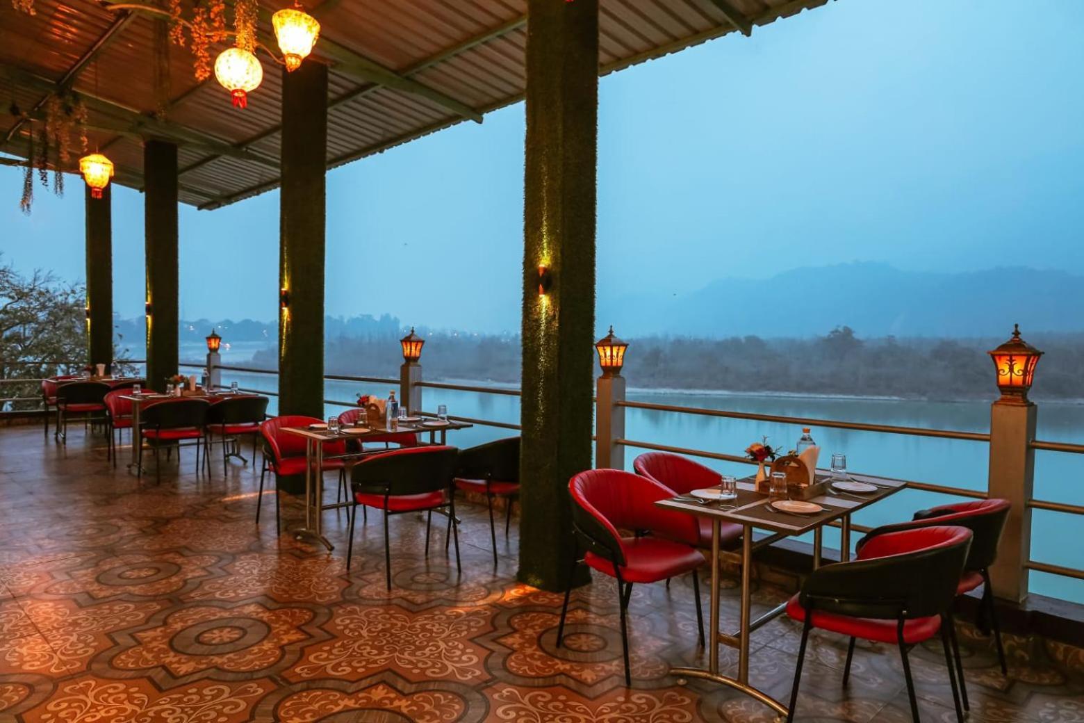 The Neeraj Naturecure On Ganga Rishīkesh Eksteriør billede
