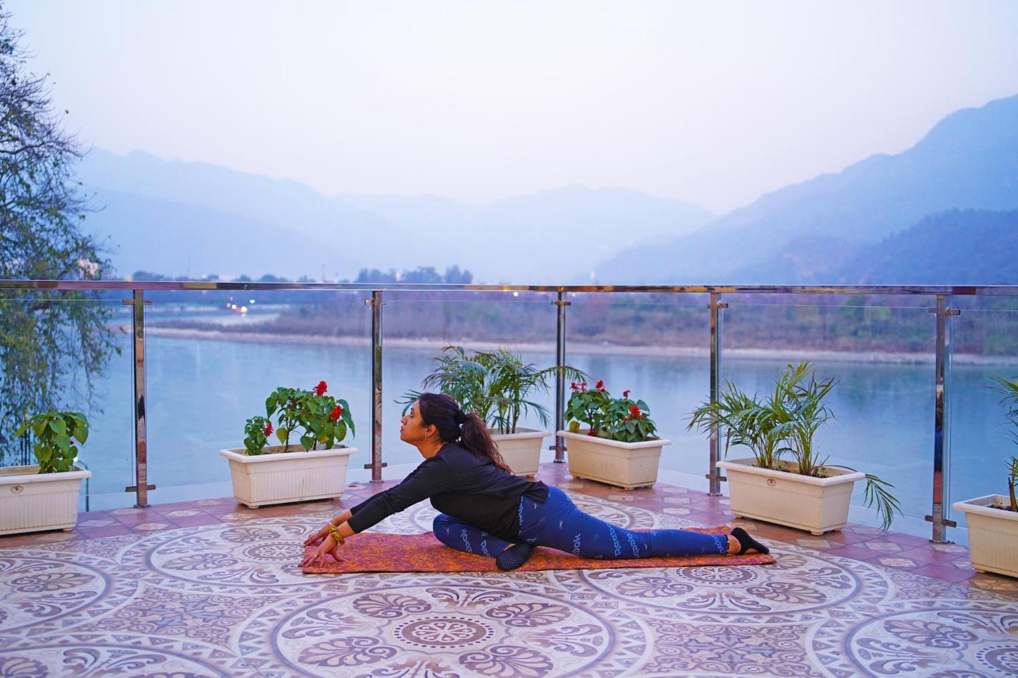 The Neeraj Naturecure On Ganga Rishīkesh Eksteriør billede