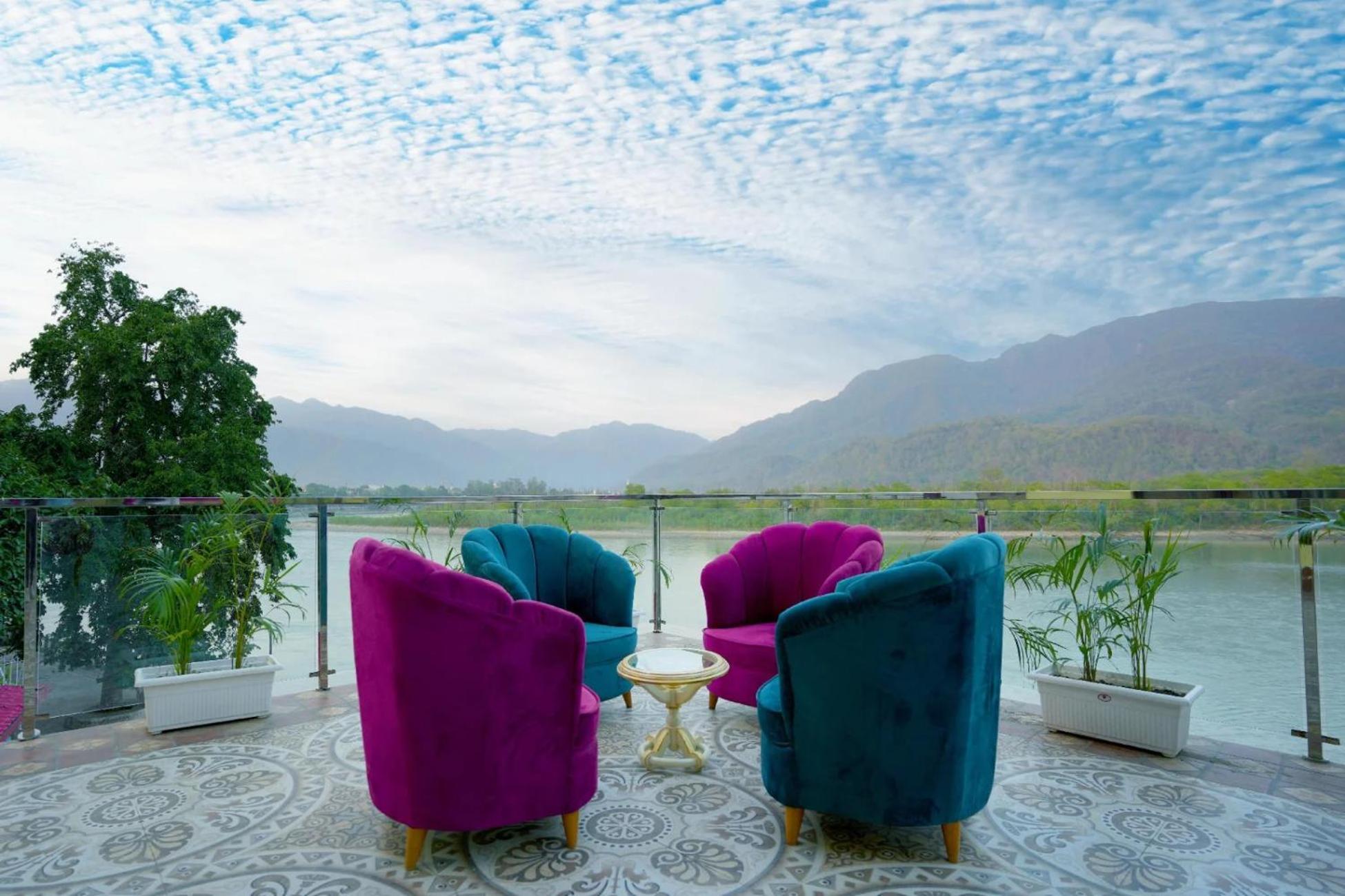 The Neeraj Naturecure On Ganga Rishīkesh Eksteriør billede