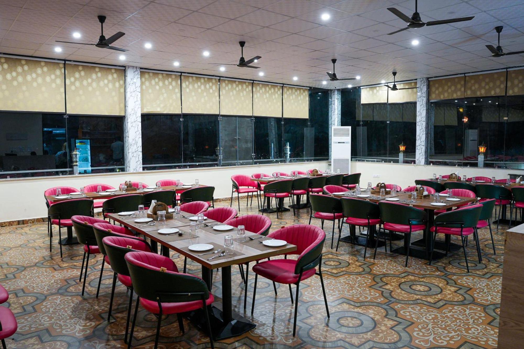 The Neeraj Naturecure On Ganga Rishīkesh Eksteriør billede