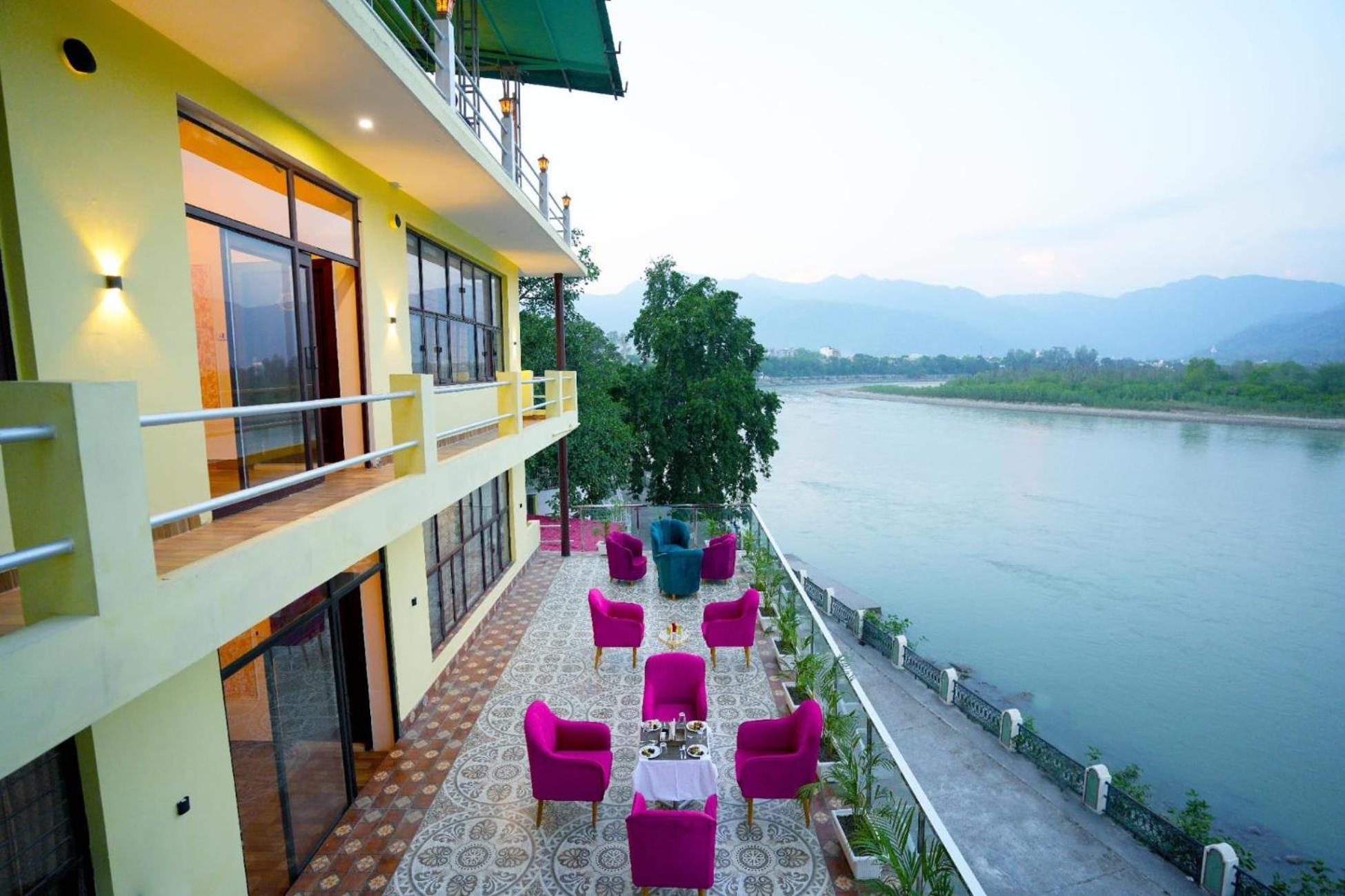 The Neeraj Naturecure On Ganga Rishīkesh Eksteriør billede